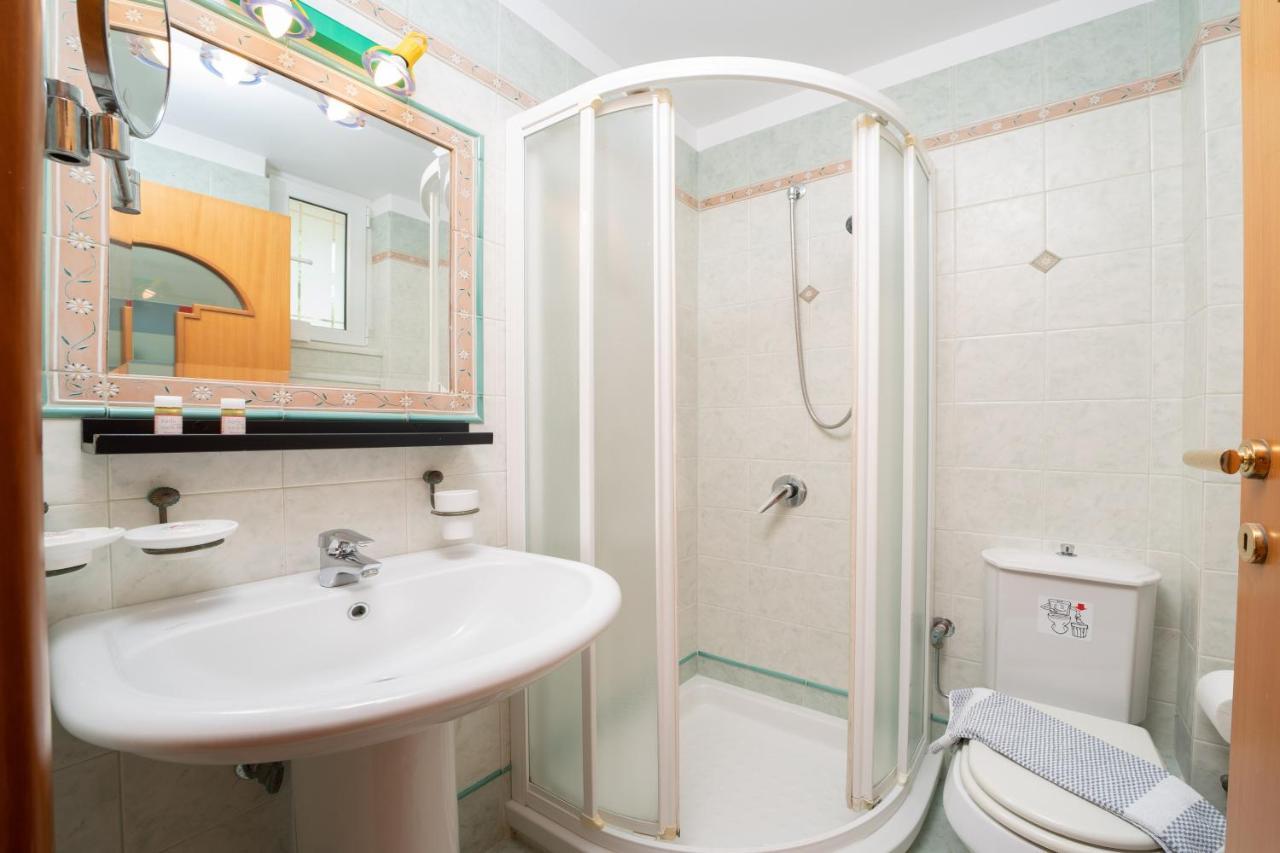 Felix Residence Mousata ภายนอก รูปภาพ