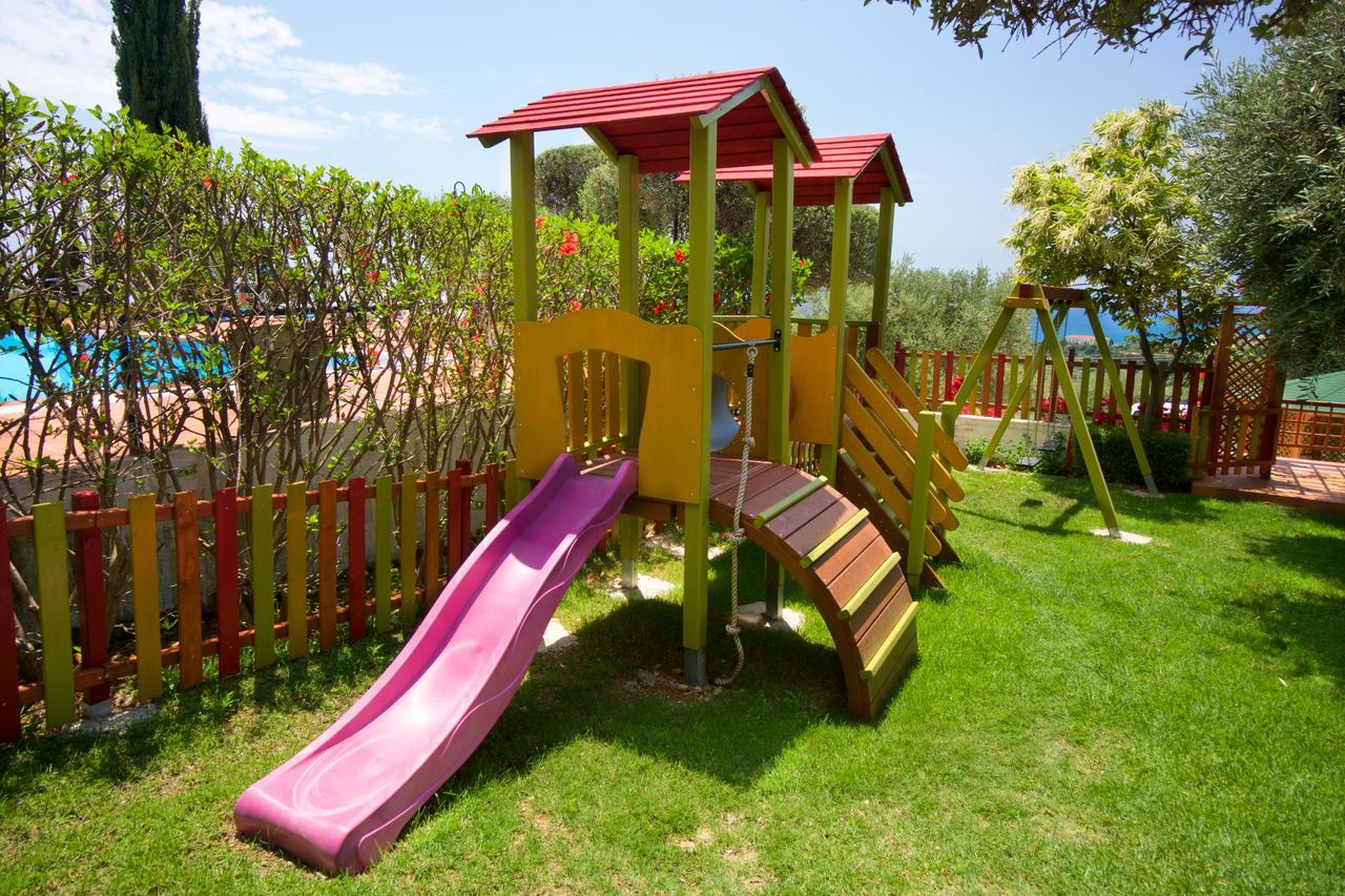 Felix Residence Mousata ภายนอก รูปภาพ
