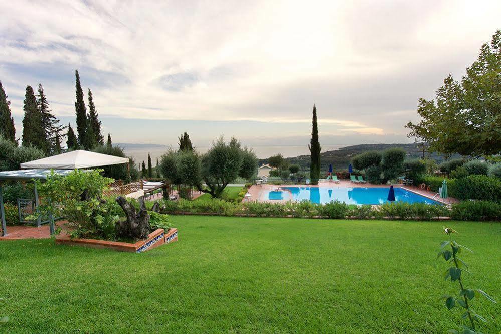 Felix Residence Mousata ภายนอก รูปภาพ